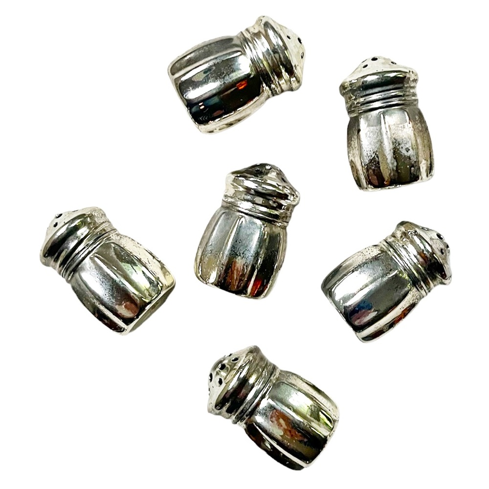 Beautiful Set of 6 Silver-Plated Individual Salt & Pepper Shakers